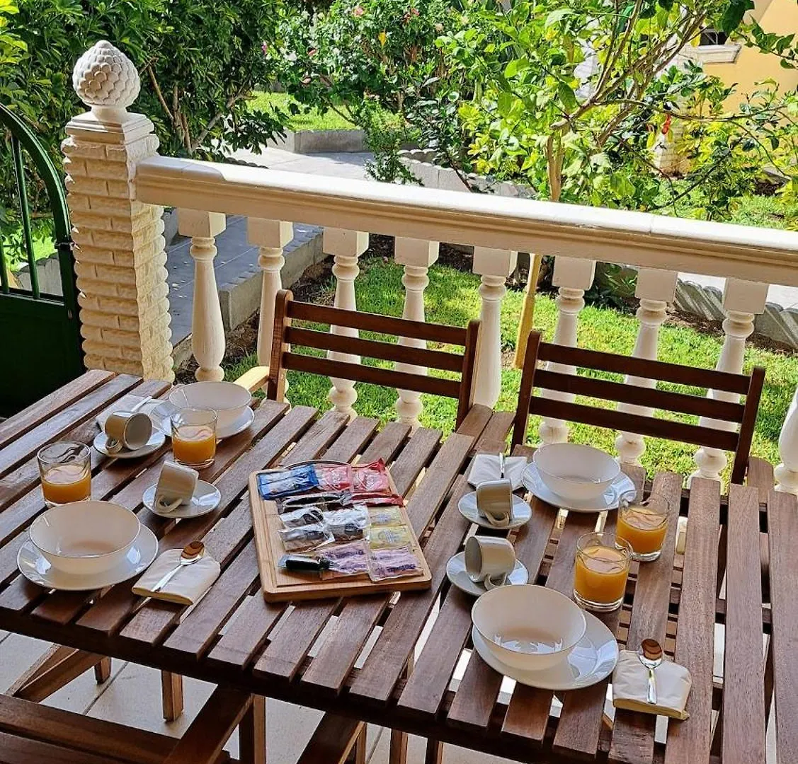 Bungalow Parrales San Bartolome de Tirajana  Apartment San Bartolome de Tirajana (Gran Canaria)